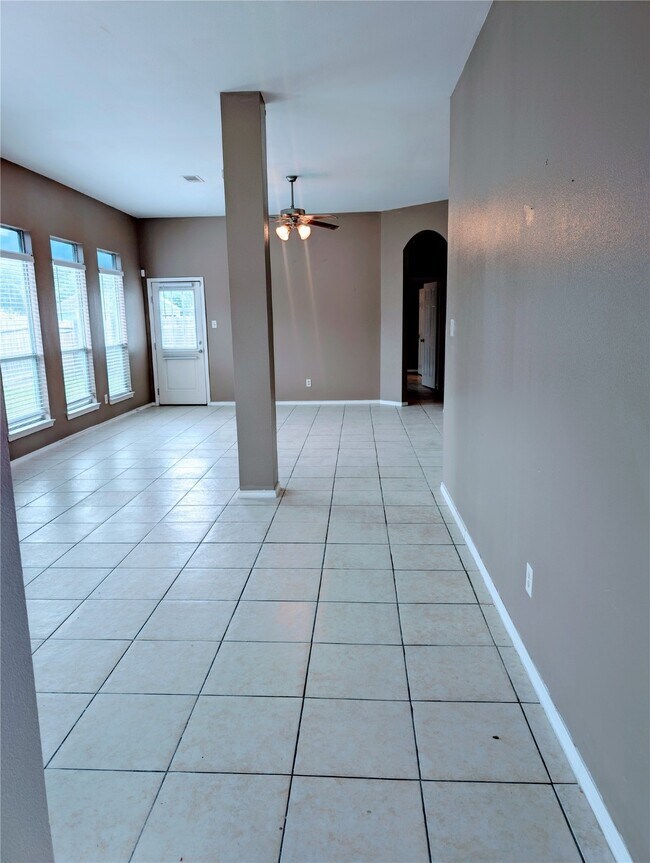 Foto del edificio - 16626 Williamhurst Ln