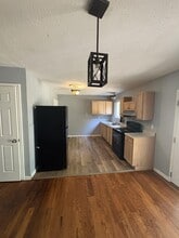 Building Photo - 2519 Baroness Dr