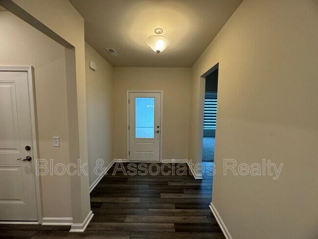 Foto del edificio - 2509 Friars Head Ct