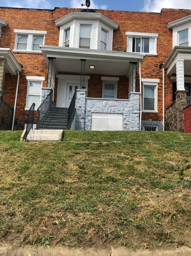 Building Photo - 3434 Park Heights Ave