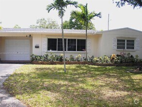 Building Photo - 11111 SW 78th Ct