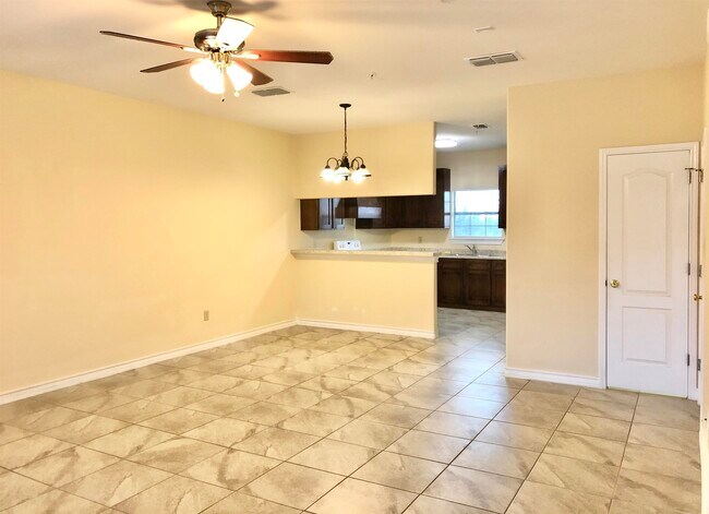 Foto del edificio - 4246 Dorel Dr