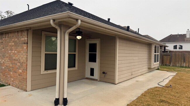 Foto del edificio - 9215 Running Eagle Falls