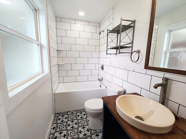 Foto del edificio - 4428 28th St