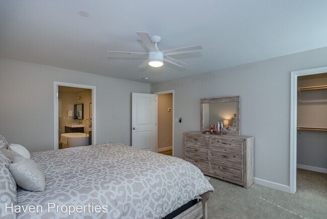 Foto del edificio - 3 br, 2.5 bath  - 1291 Main Street