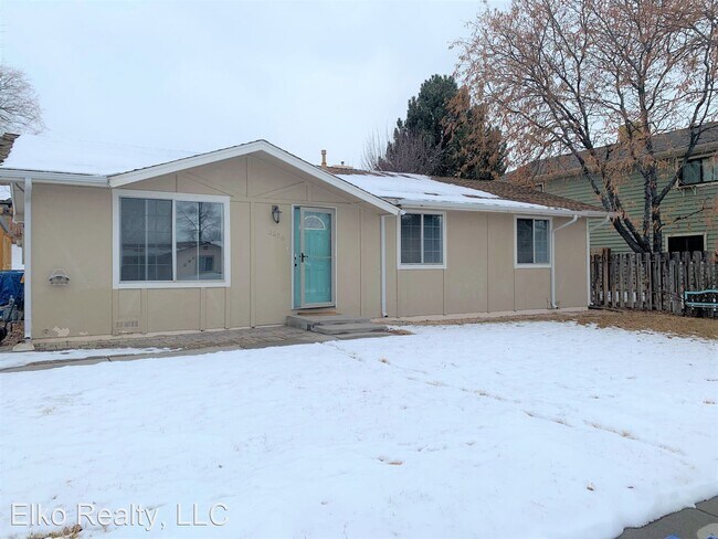 Foto del edificio - 3 br, 1 bath House - 3355 Bell Avenue