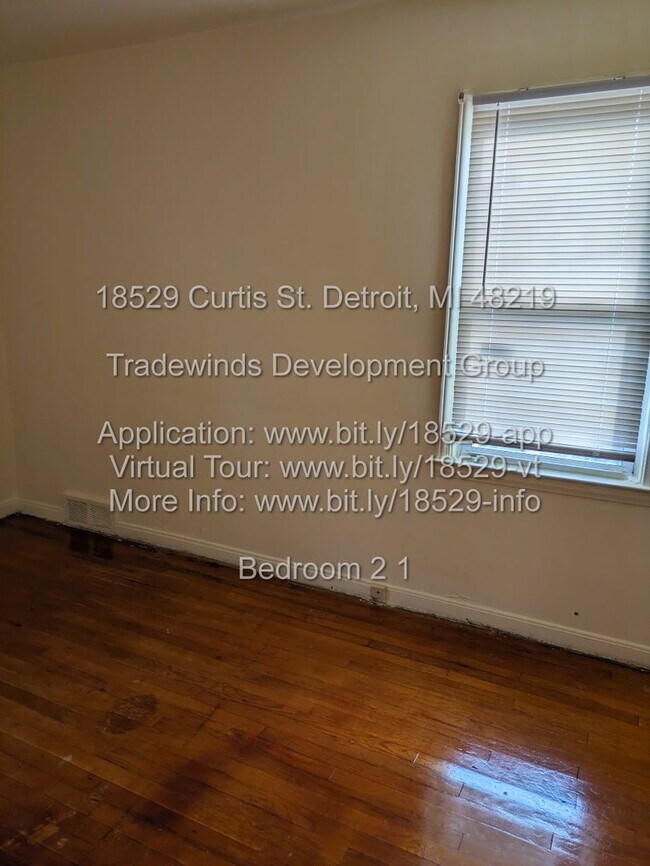 Foto del edificio - 18529 Curtis 3 bed/1.5 bath with formal di...