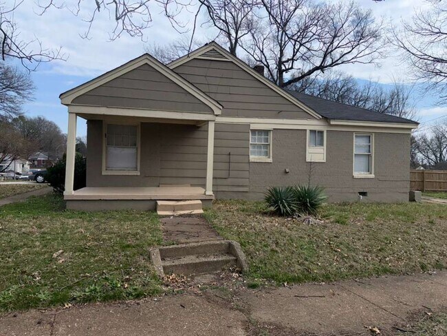 Building Photo - SECTION 8 APPROVED - Now Available for Lease – 3 Bed / 2 Bath Home