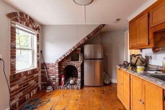 Building Photo - 152 East St