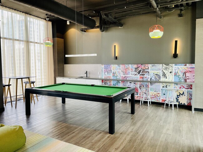 Building Photo - 78 Gerrard St W