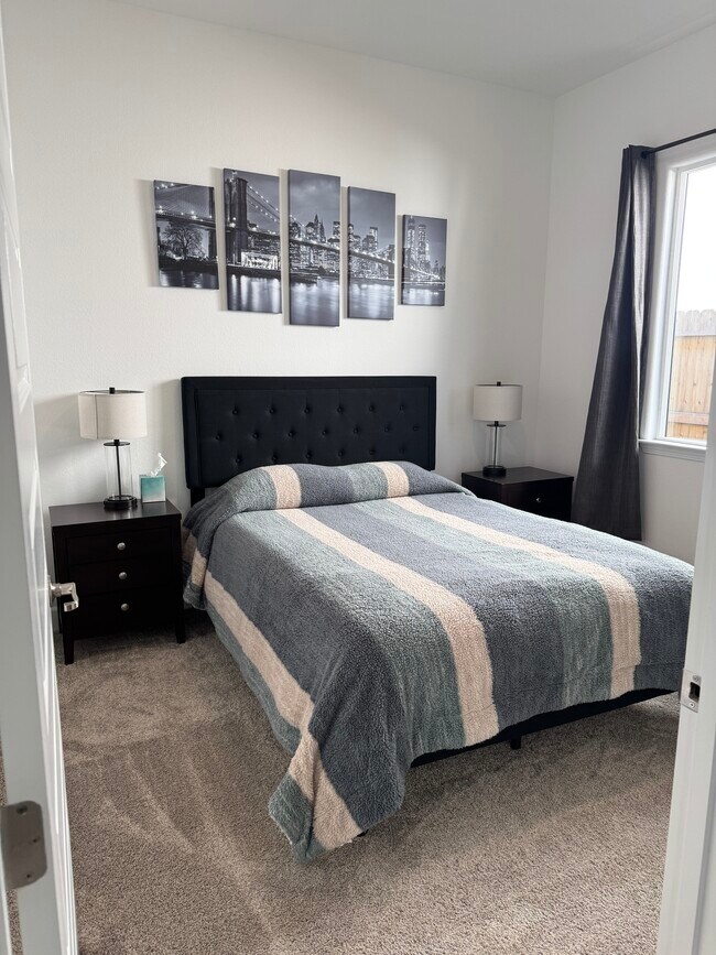 Foto del edificio - 4641 Blushing Lily Way