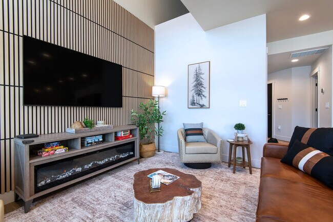 Foto del edificio - 690 Stone Peak Lp