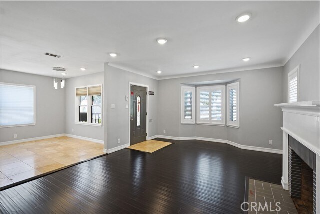 Foto del edificio - 5442 Templeton St