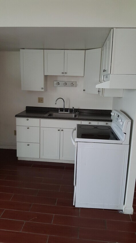 Primary Photo - 401 6th St