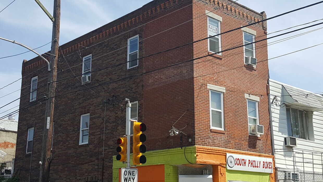 Foto principal - 1901 S 13th St