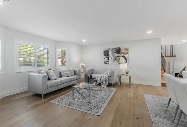 Building Photo - Vintage Hills, Pleasanton 4 Bed, 3 Ba., So...