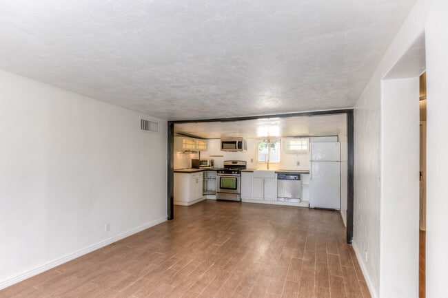 Foto del edificio - 2555 E Fort Lowell Rd