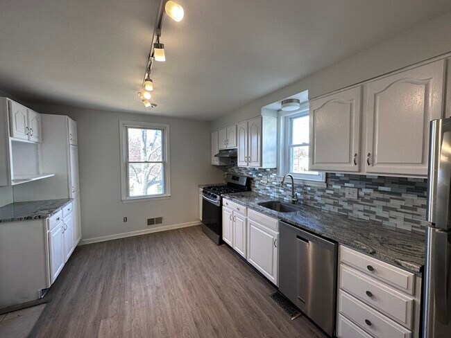 Kitchen1 - 520 Shipley Rd