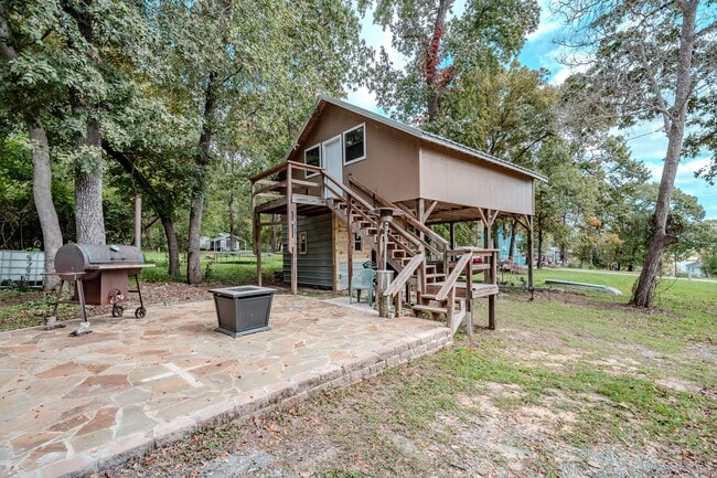 Foto del edificio - 521 Northwood Dr