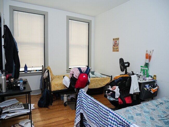 Foto del edificio - 15 Maywood St