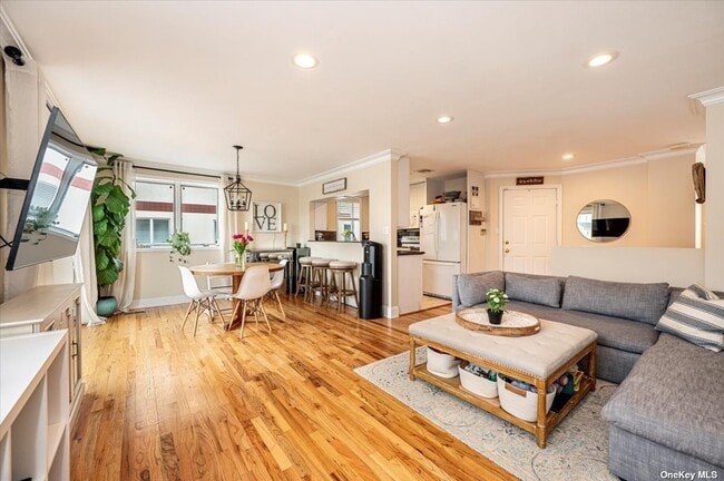 Building Photo - 456 Oceanfront