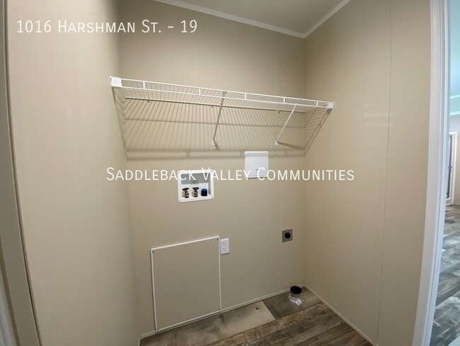 Building Photo - 1016 Harshman St