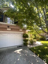 Building Photo - 3718 Angus Way