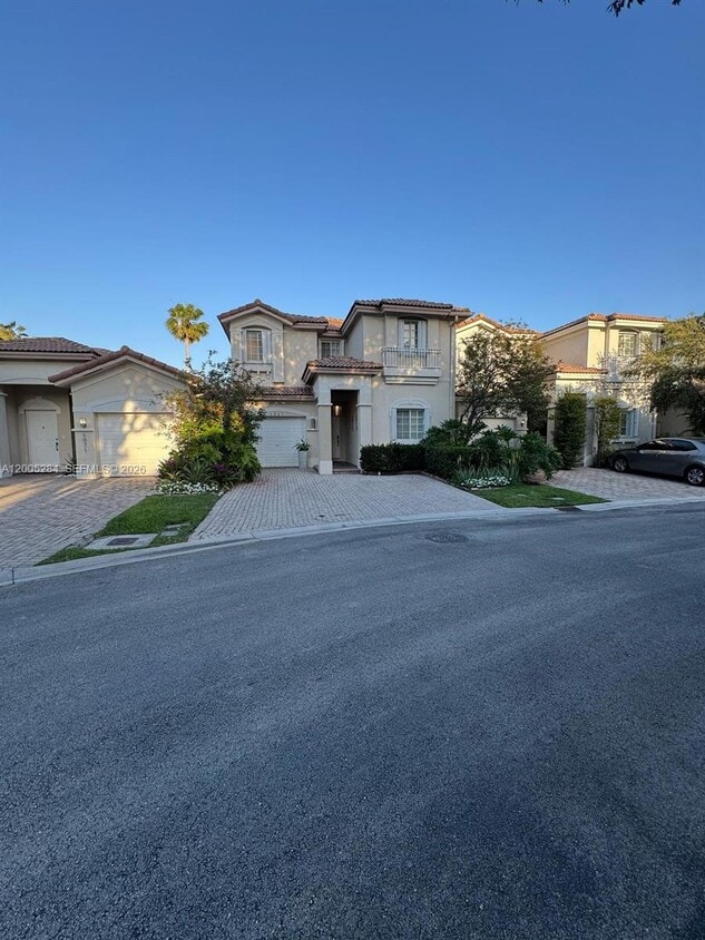 Building Photo - 6861 NW 107 Ct