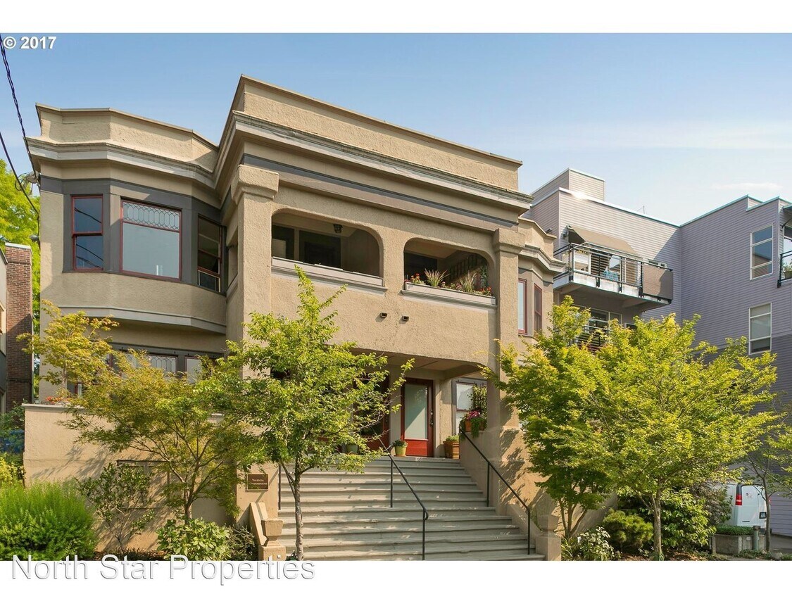Foto principal - 2365 NW Northrup St