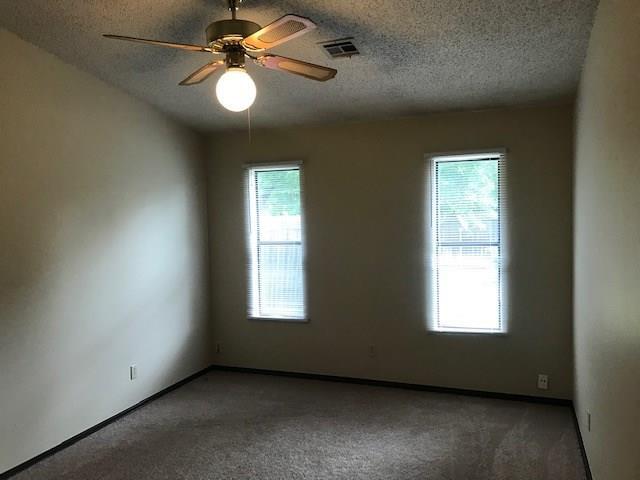 Building Photo - 925 Turtle Creek Dr