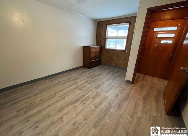 Foto del edificio - 3023 US-20