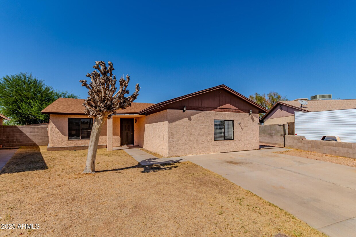 Foto principal - 912 N 1st St