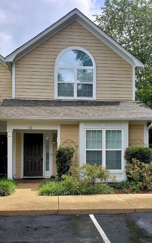 6211 Wrightsville Ave, Wilmington, NC 28403 Townhouse for Rent in