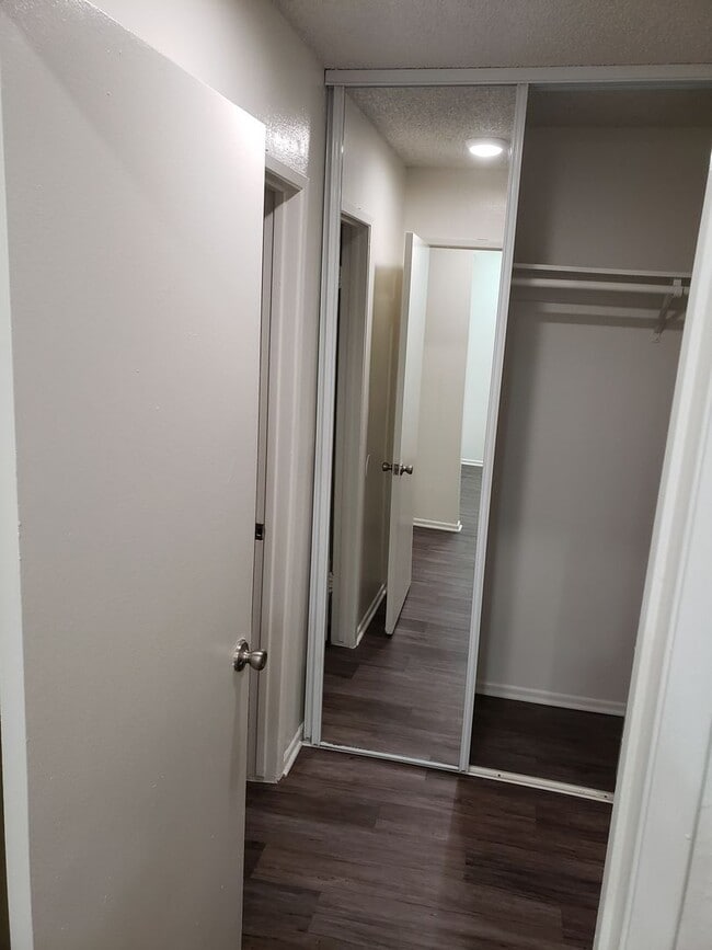 Foto del interior - 156 Arbor Park Apartments