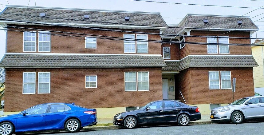 Foto principal - 903 Chandler Ave