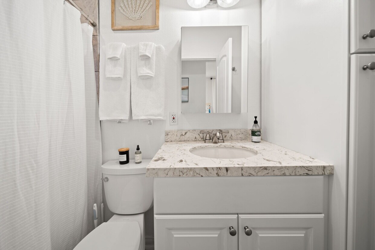 Foto principal - 3780 Ray St