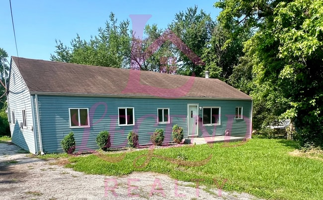Building Photo - Spacious 3-Bedroom Home for Rent in Riverv...