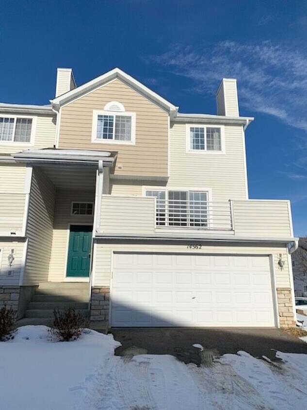 Primary Photo - End Unit Townhouse near Savage Target! 3 B...