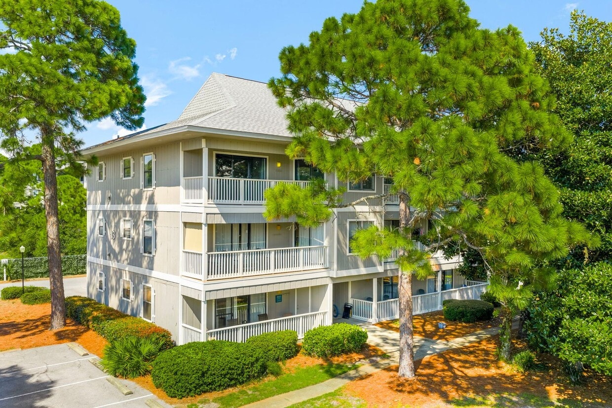 Primary Photo - Beachwood Villas