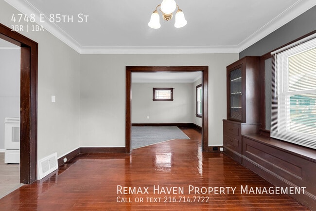 Building Photo - 4748 E 85th St