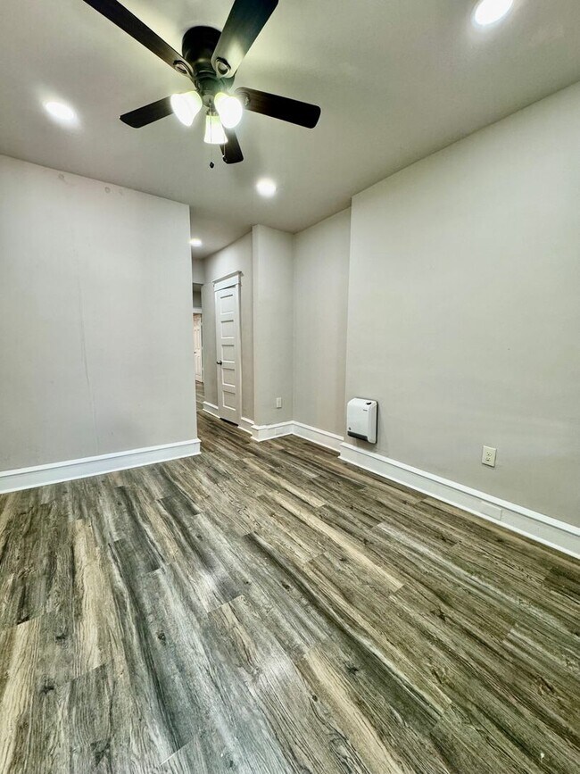 Foto del edificio - 4323 N 8th St