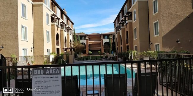 Foto del edificio - 801 S Winchester Blvd