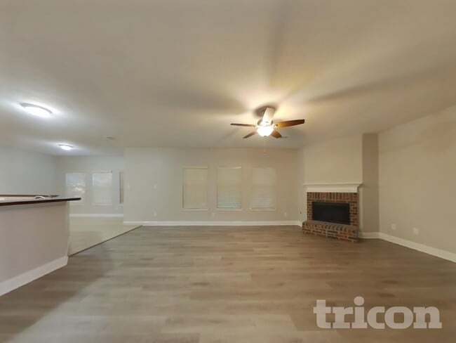 Building Photo - 12043 Belle Ct