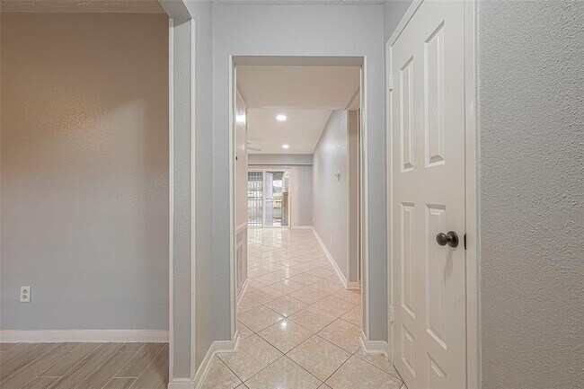 Foto del edificio - 7455 Cook Rd