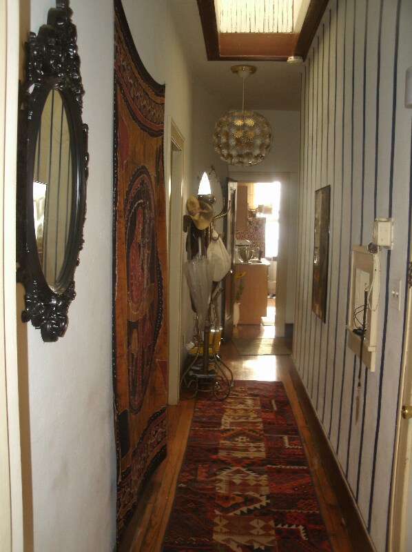 Foto del edificio - 28 N Huron St