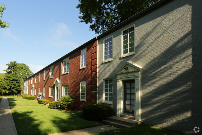 Building Photo - Village Manor Apartments