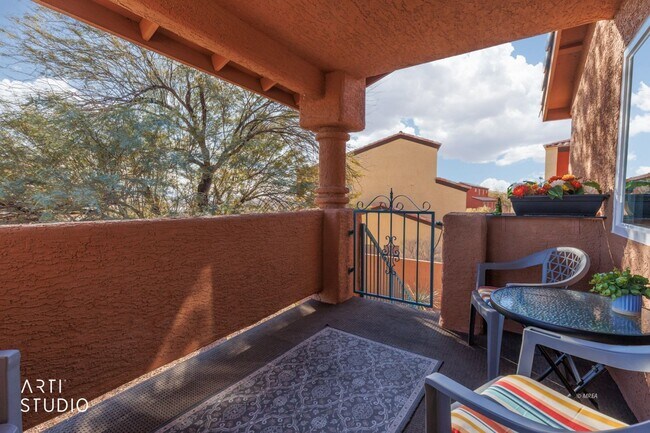 Building Photo - 801 Mesquite Springs Dr