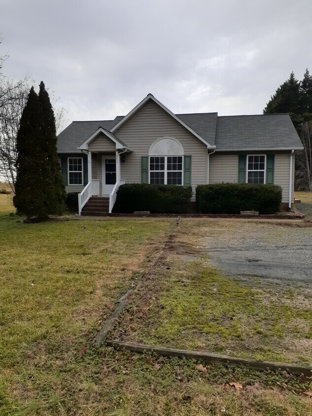 Primary Photo - 8255 Fairgrove Church Rd