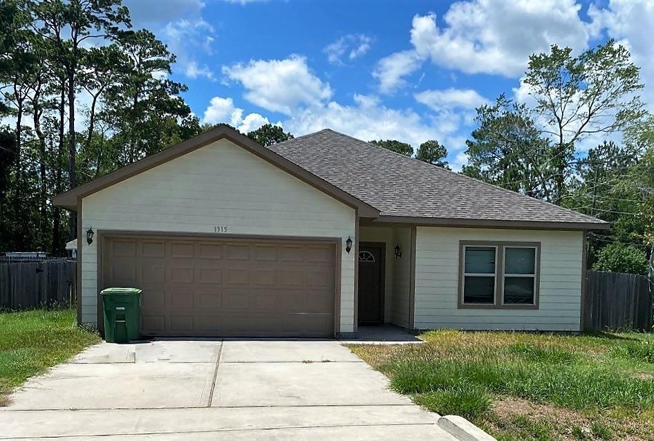 1315 Big Deer Dr, Crosby, TX 77532 House Rental in Crosby, TX