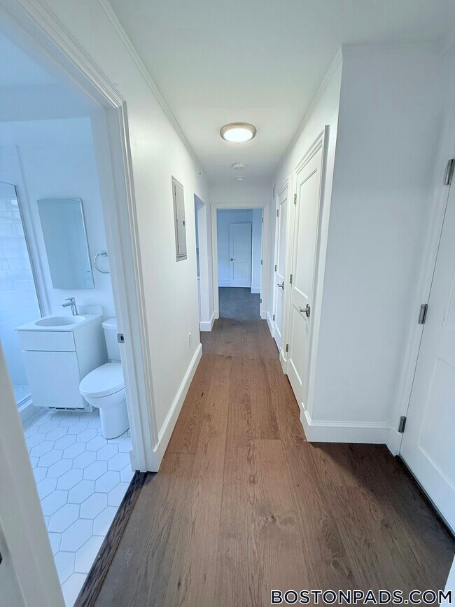 Foto del edificio - 1200 Massachusetts Ave